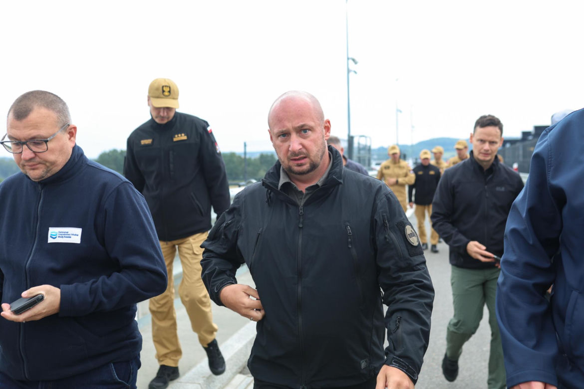 Przeciek na zaporze Racibórz. Na miejscu wojsko. Nowe informacje