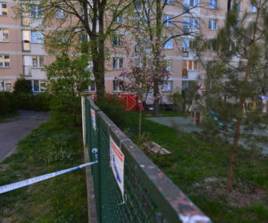 Wypadł z narkotykami z ostatniego piętra