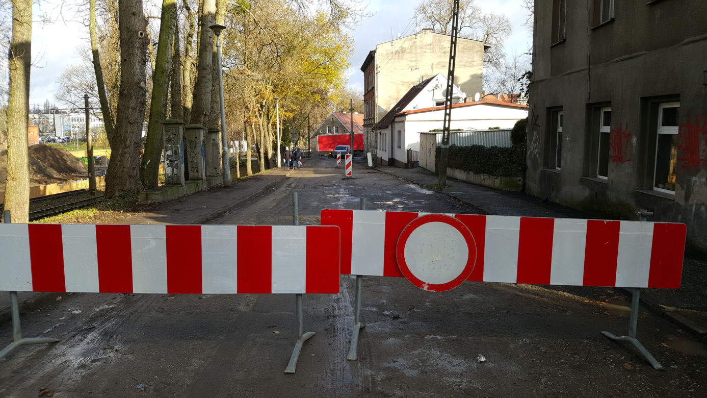 Babia Wieś. Ludzie mieszkają tutaj jak na tykającej bombie. Budynek może się zawalić