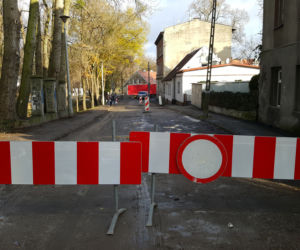 Babia Wieś. Ludzie mieszkają tutaj jak na tykającej bombie. Budynek może się zawalić