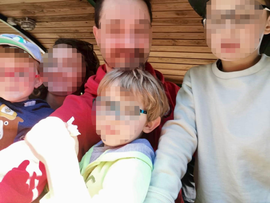 Tatarowce. 30-latek i trzech jego synów nie żyją po czołowym zderzeniu z tirem