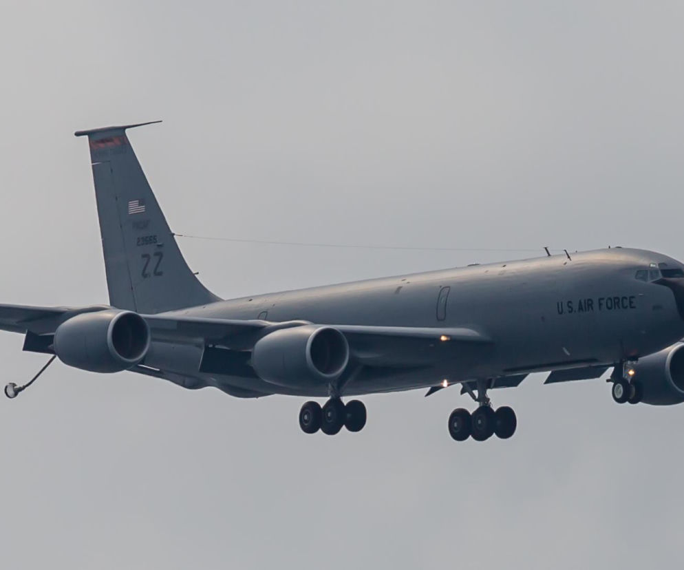KC-135