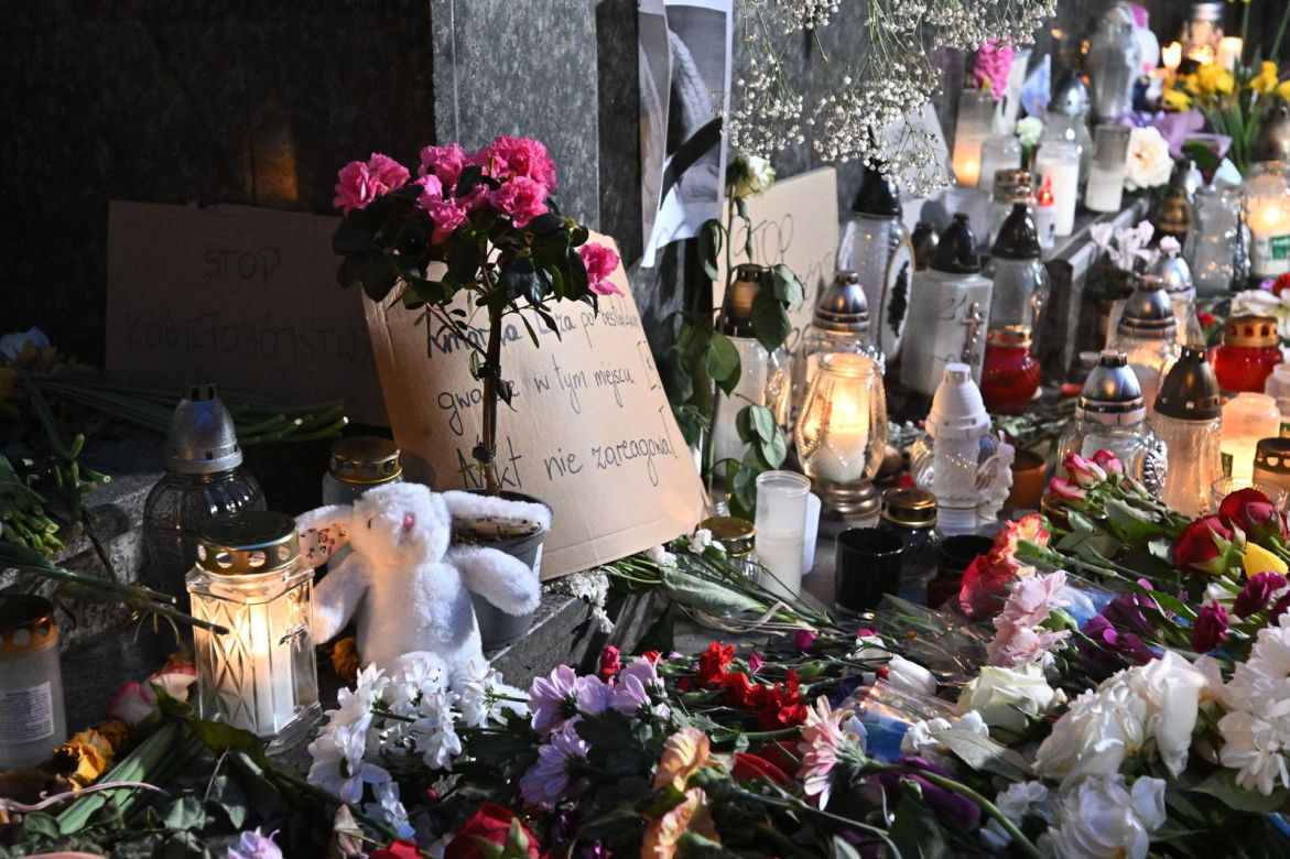 Cichy marsz po śmierci 25-letniej Białorusinki. „Miałaś na imię Liza. Niestety miałaś, nie żyjesz”