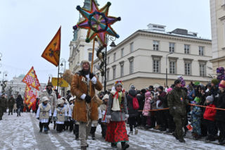 Orszak Trzech Króli 2026 przejdzie przez Warszawę. W programie wspólne kolędowanie
