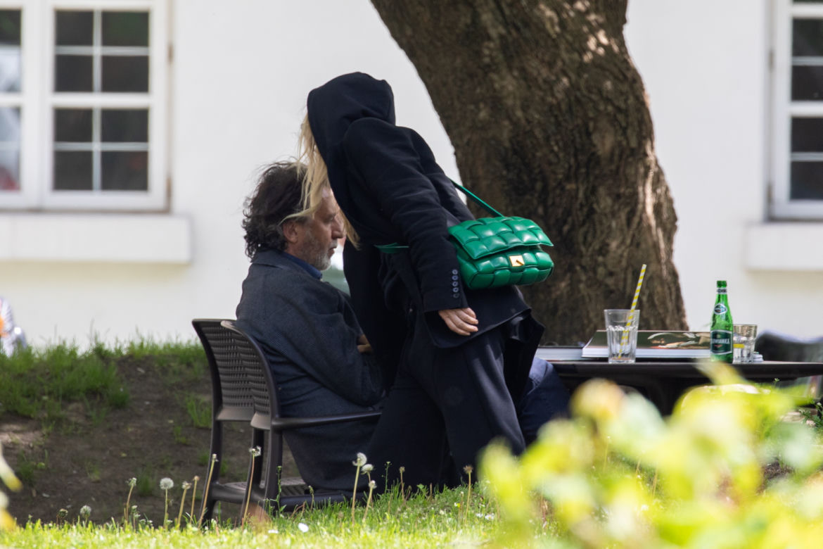 Monika Olejnik na randce z torebką za 11 000
