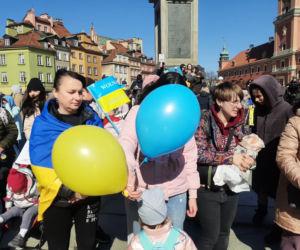 Świecie, pomóż naszym dzieciom. Protest matek z Ukrainy przeszedł przez Warszawę
