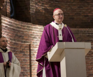 Spędzili 42 godziny na modlitwie w Warszawie. Powód może szokować