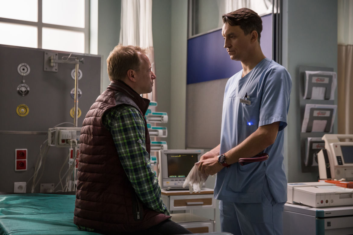 Diagnoza 3 sezon odc. 13. Szymon Brock (Maciej Stuhr), Piotr Sadzik (Michał Czernecki)
