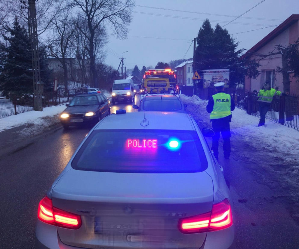 Piątnica. 30-latka potrąciła starszą kobietę. 83-latka zabrana do szpitala