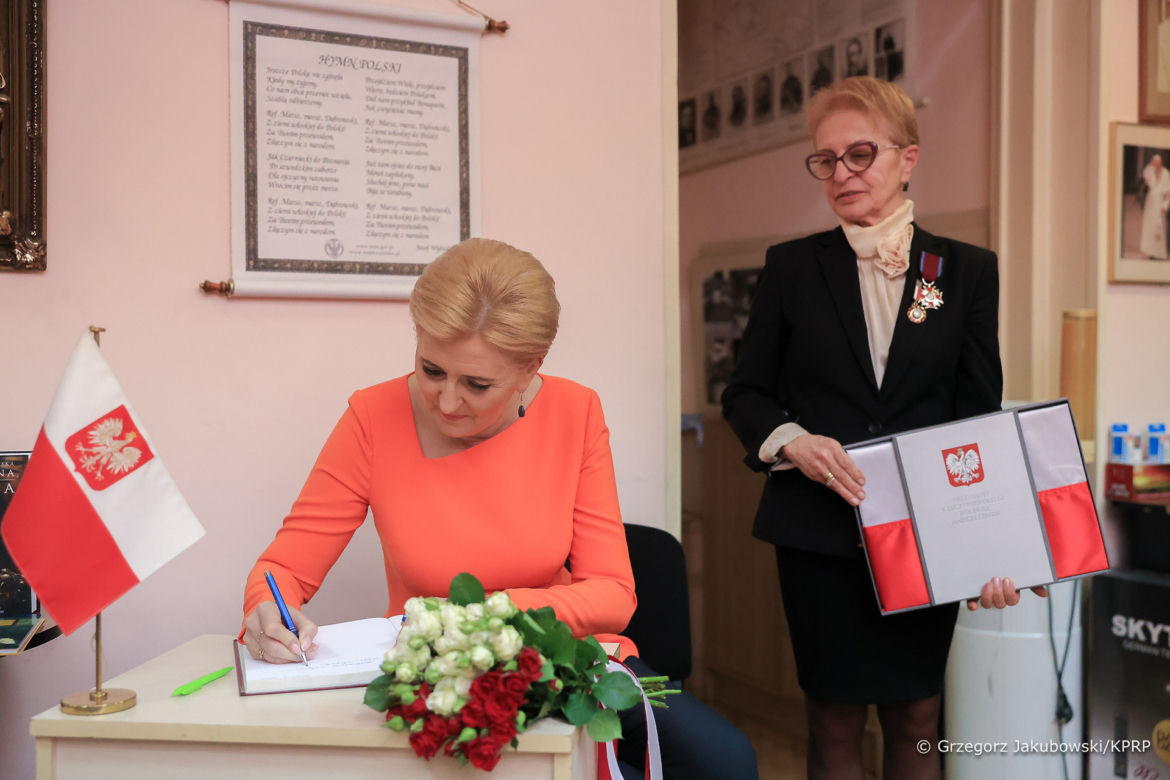 Agata Duda niczym Mandaryna!