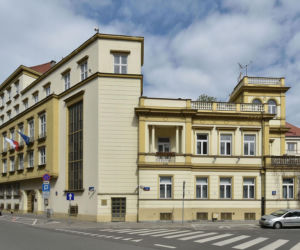 Czeska ambasada szuka pracownika. Lista wymagań zaskakuje