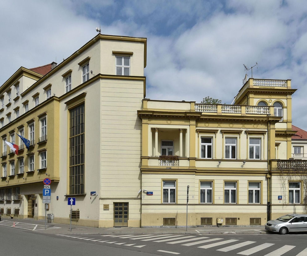 Czeska ambasada szuka pracownika. Lista wymagań zaskakuje