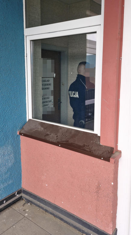 Wbił nóż w brzuch żony bo podejrzewał ją o zdradę