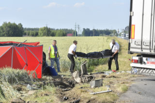 Wypadek w Elżbietowie. W potwornej masakrze pod Sochaczewem zginęły dwie rodziny. Nowe fakty