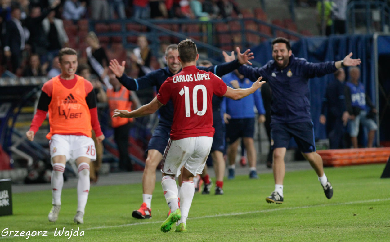 Derby Krakowa zwycięskie dla Wisły: Zobacz zdjęcia z meczu! [GALERIA, AUDIO]