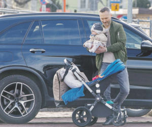 Lech Wałęsa modli się o życie wnuczki