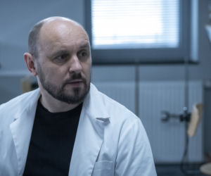 Kod genetyczny odc. 1. Tomasz Skowroński (Adam Woronowicz)