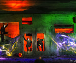Lightpainting: Tak się maluje światłem latarki!