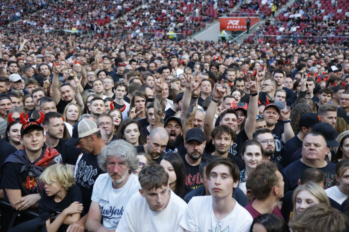 Koncert AC/DC w Warszawie (4.07.2025) - część druga. Organizatorem koncertu jest Live Nation