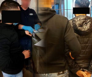 Seryjny włamywacz z Otwocka. 17-letni Rumun bez skrupułów ograbiał sklepy