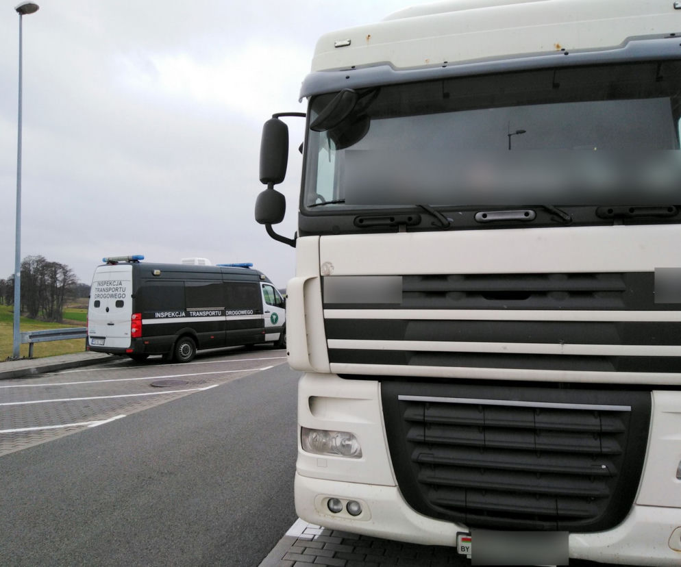 Transport kwiatów zatrzymany przez ITD