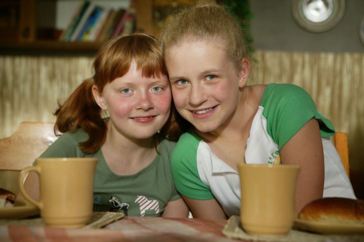 M jak miłość. Ula (Iga Krefft), Natalka (Marcjanna Lelek)