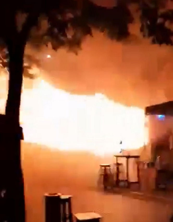 27 ofiar pożaru w barze w Tajlandii. Przerażające wideo