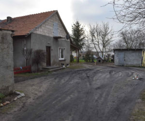 Próbowała uciec. Zadźgał ją i siebie