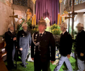 Naczelnik OSP zginął, jadąc na akcję. Trzy małe dziewczynki zostały bez taty