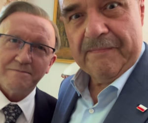 Ranczo nowy sezon 11. Czerepach (Artur Barciś), prezydent Paweł Kozioł (Cezary Żak) na planie