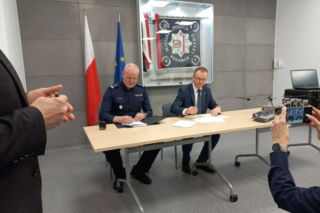 Strzeżcie się kierowcy! Komenda Miejska Policji w Lesznie dostała drona