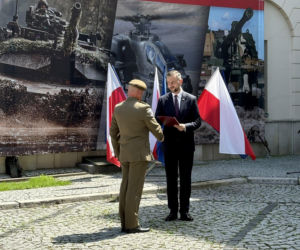 MON wręczył akty mianowania dowódcom