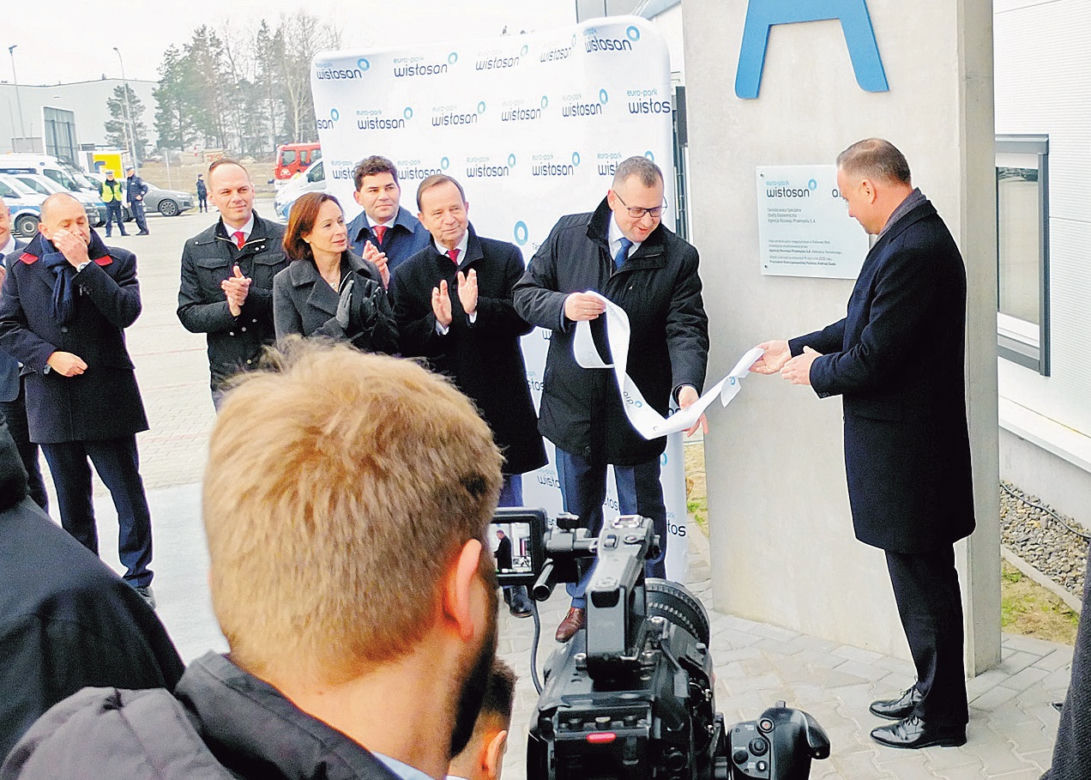 Od Centralnego Okręgu Przemysłowego do Gospodarki 4.0
