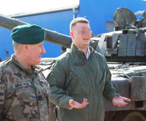 Pupil Macierewicza Wyciągnął z wojska miliony zlotych