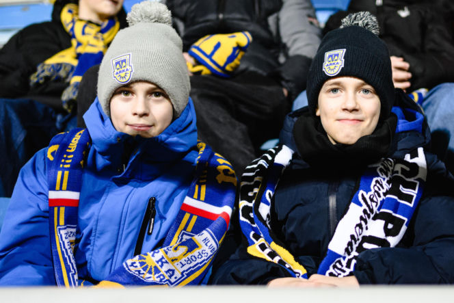 Arka Gdynia - Lechia Gdańsk: Zdjęcia kibiców z derbów Trójmiasta w ramach 23. kolejki PKO BP Ekstraklasy