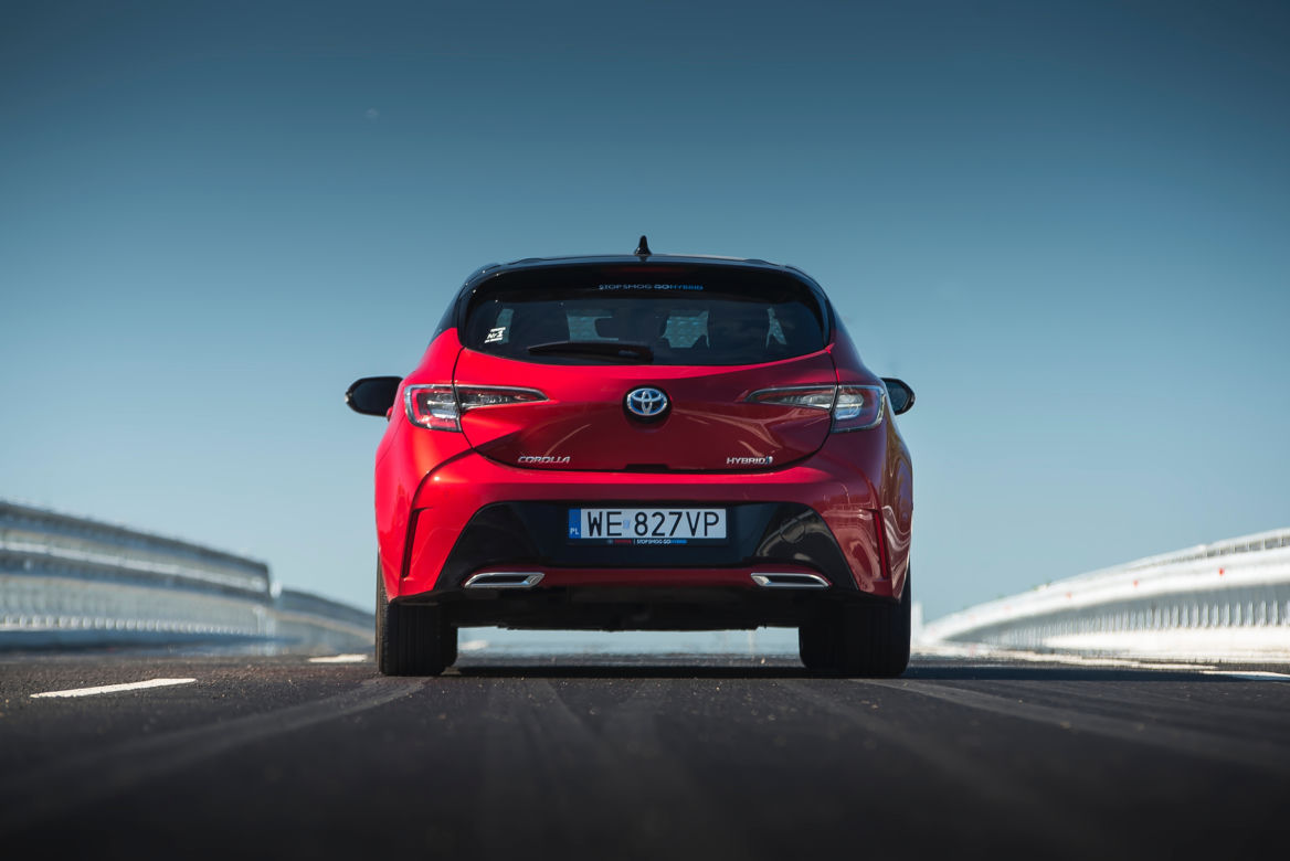 Toyota Corolla Hatchback 2.0 Hybrid 180 KM e-CVT Selection
