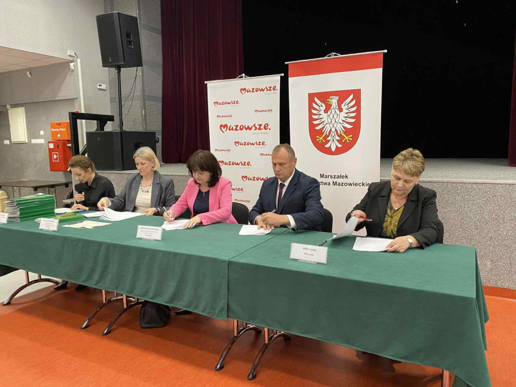 Kilkadziesiąt nowych inwestycji w powiecie siedleckim z dofinansowaniem Mazowsza