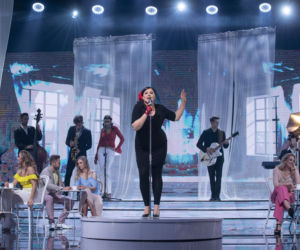 Twoja Twarz Brzmi Znajomo: Występ Romanowskiej znów powala! Tym razem wciela się w Caro Emerald!