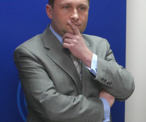 TO ONI OSĄDZĄ DZIŚ DURCZOKA.