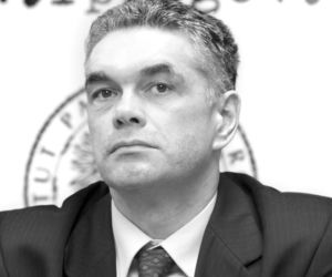 Rodziny smoleńskie walczą o miliony