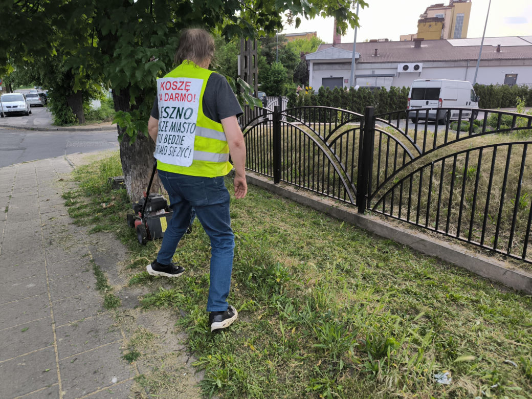 Kosiarz społecznik z Leszna