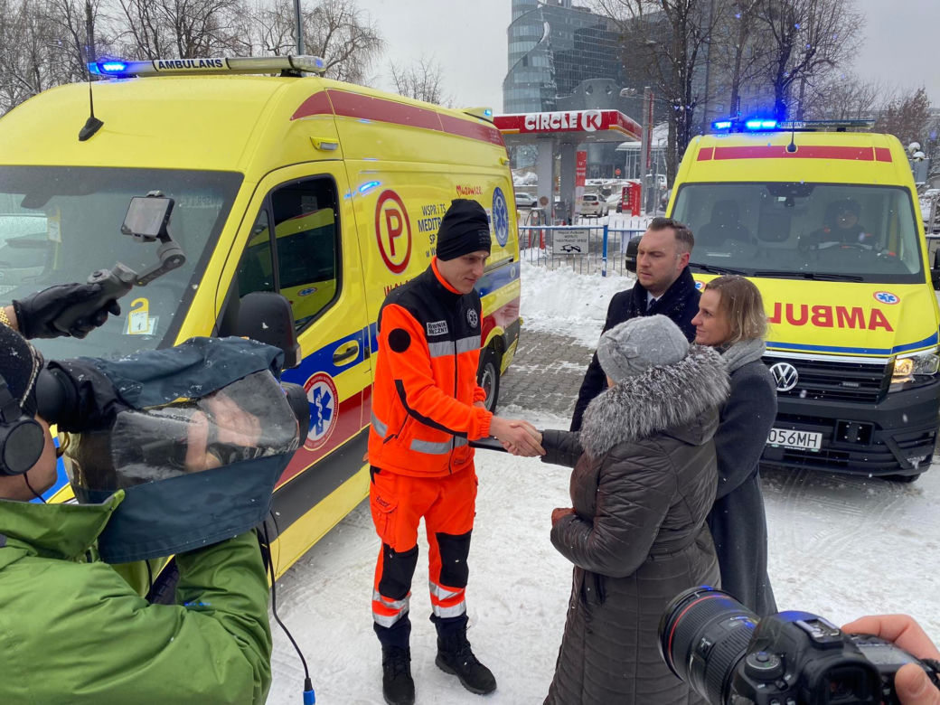 Warszawa: Mazowsze z nowymi karetkami