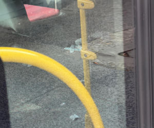 Kobieta przewróciła się w autobusie i zmarła