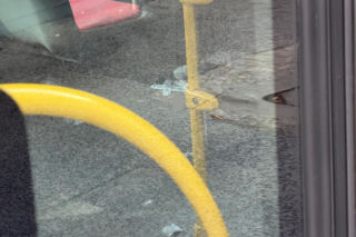 Kobieta przewróciła się w autobusie i zmarła
