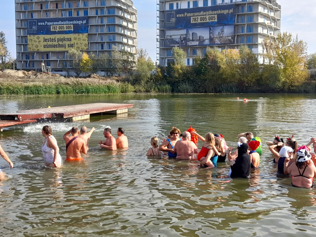 Rzeszowskie morsy z „Sopelka” rozpoczęły sezon. Zobaczcie zdjęcia! 