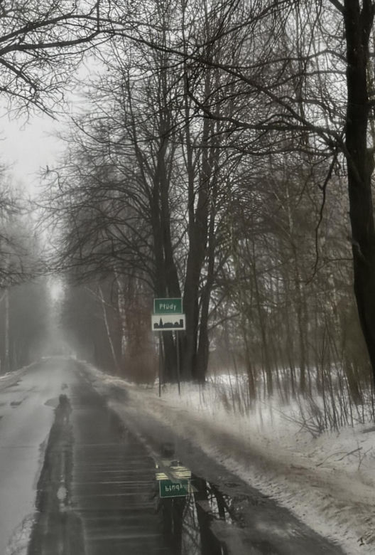 „Myślałem, że gram w grę”. 27-latek włamał się do domu i zasnął w łóżku właściciela
