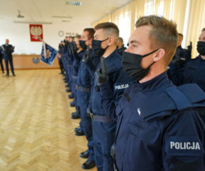 Mamy 33 nowych policjantów. Zobacz ich zdjęcia 