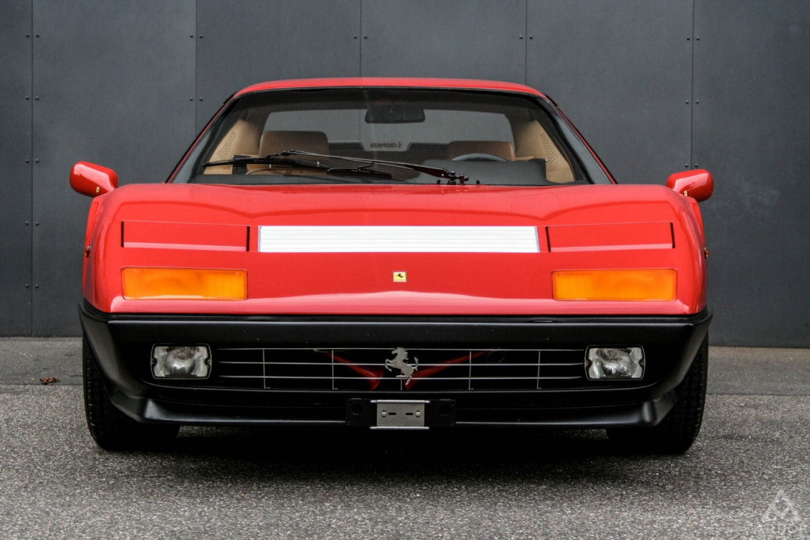 Ferrari 512 BBi rocznik 1982