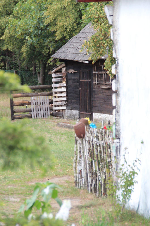 To jeden z najpiekniejszych skansenów w Polsce. Idealny na majówkę bez tłumów