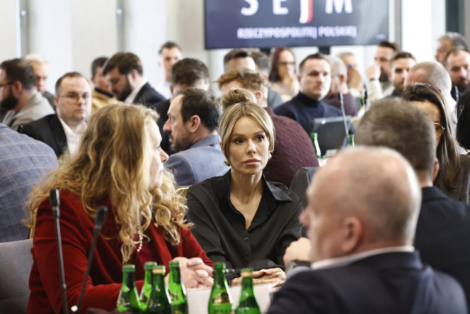 Doda i Małgorzata Rozenek-Majdan razem w Sejmie dla zwierząt